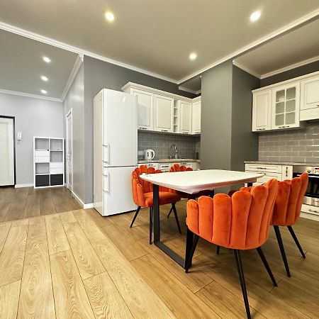 Gagarin Plaza Stylish Apartment Одеса Екстер'єр фото