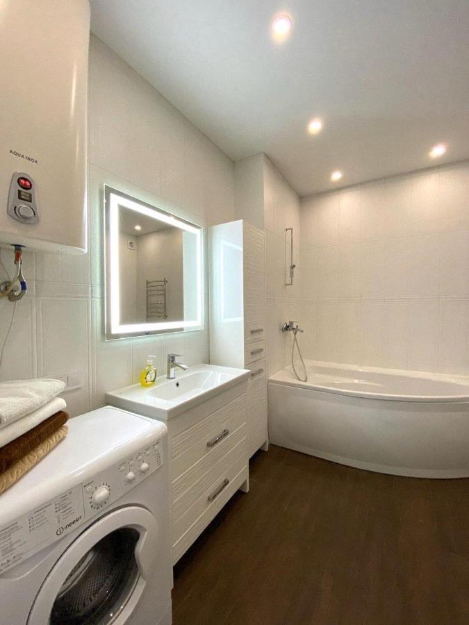 Gagarin Plaza Stylish Apartment Одеса Екстер'єр фото