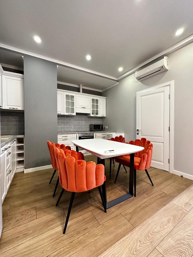 Gagarin Plaza Stylish Apartment Одеса Екстер'єр фото