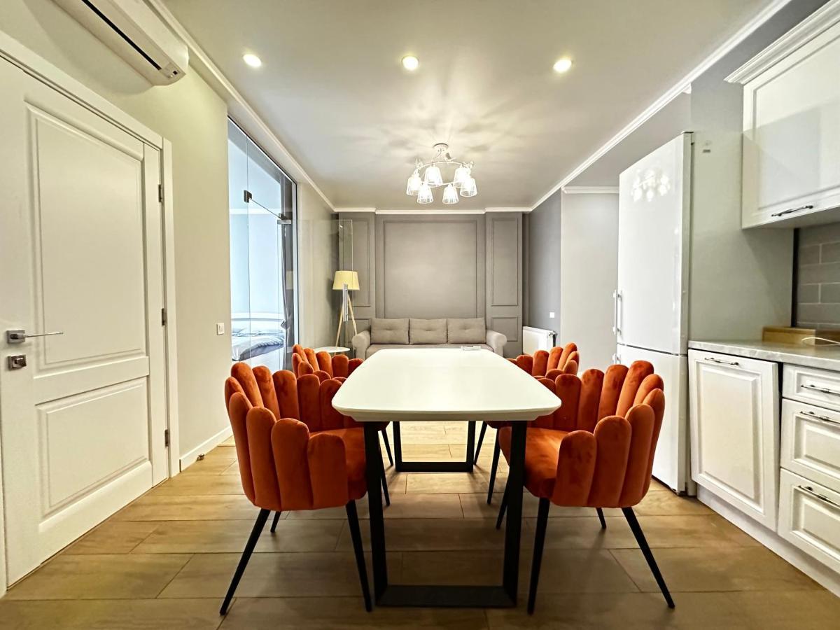 Gagarin Plaza Stylish Apartment Одеса Екстер'єр фото