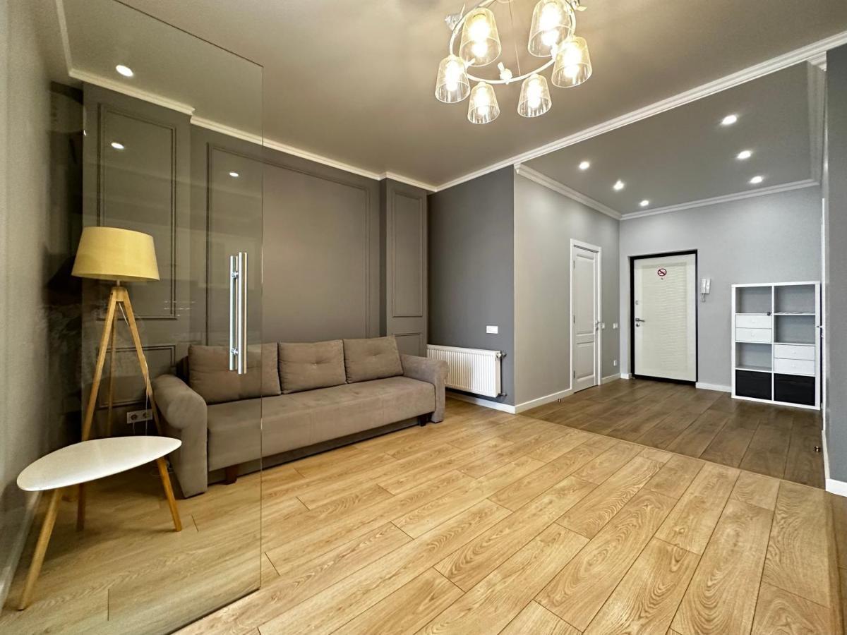 Gagarin Plaza Stylish Apartment Одеса Екстер'єр фото