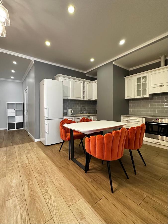 Gagarin Plaza Stylish Apartment Одеса Екстер'єр фото