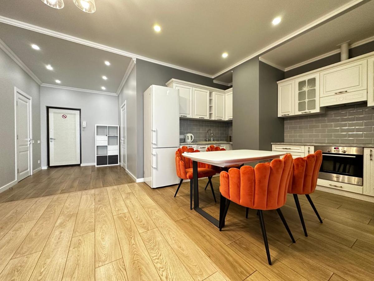 Gagarin Plaza Stylish Apartment Одеса Екстер'єр фото